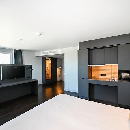 Staycity Aparthotels Heidelberg Esterno foto